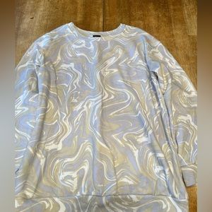 Girls 10/12 swirl sweatshirt